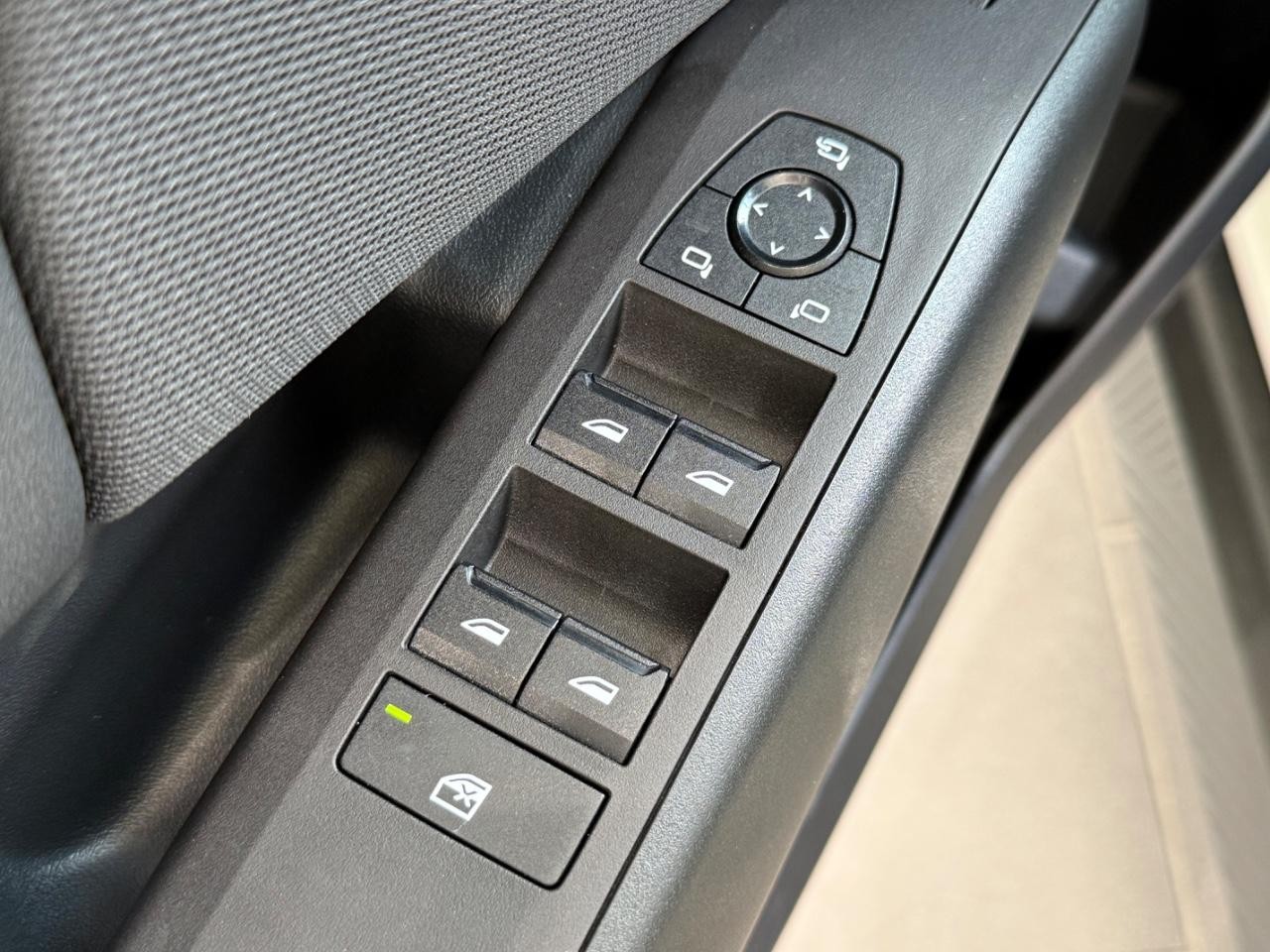 BMW X3 Vehicle Image 16