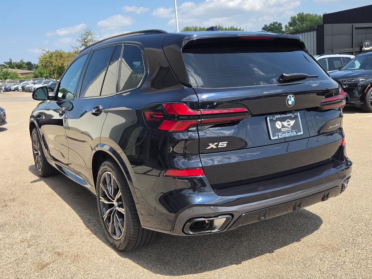 BMW X5 Vehicle Image 06
