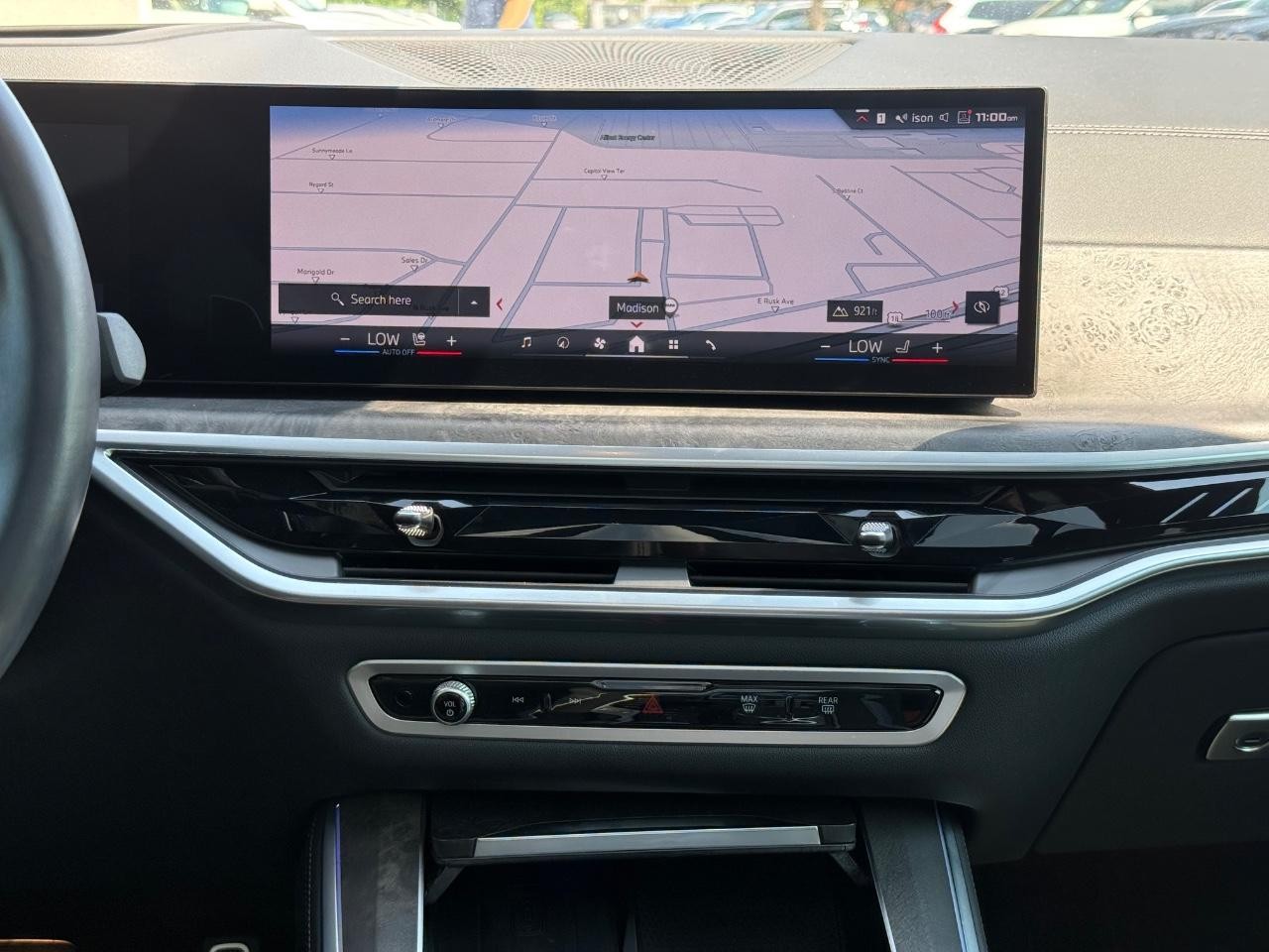 BMW X5 Vehicle Image 12