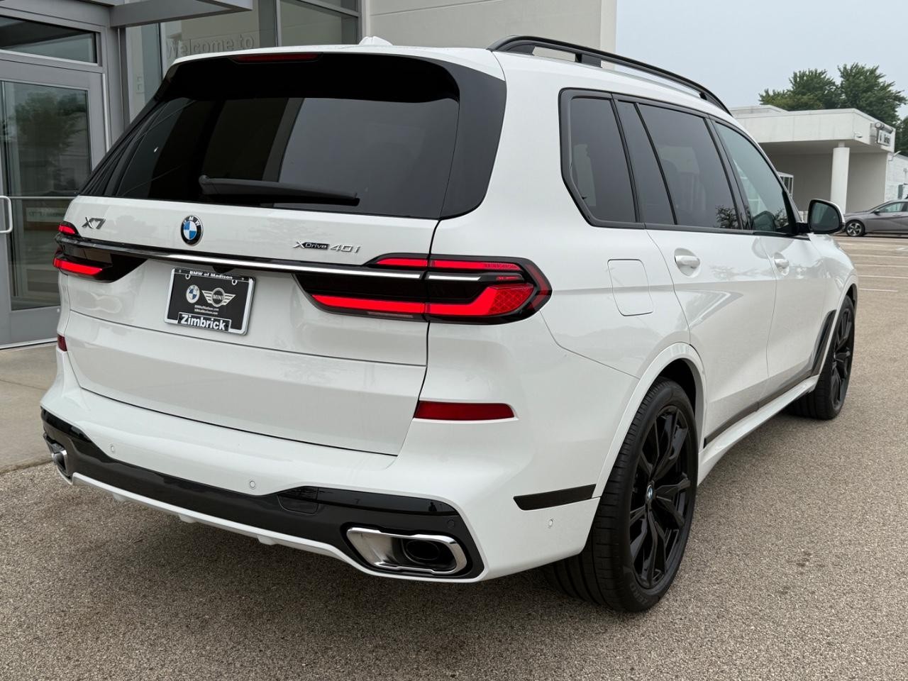 BMW X7 Vehicle Image 06