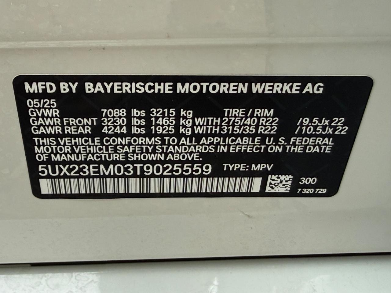 BMW X7 Vehicle Image 22