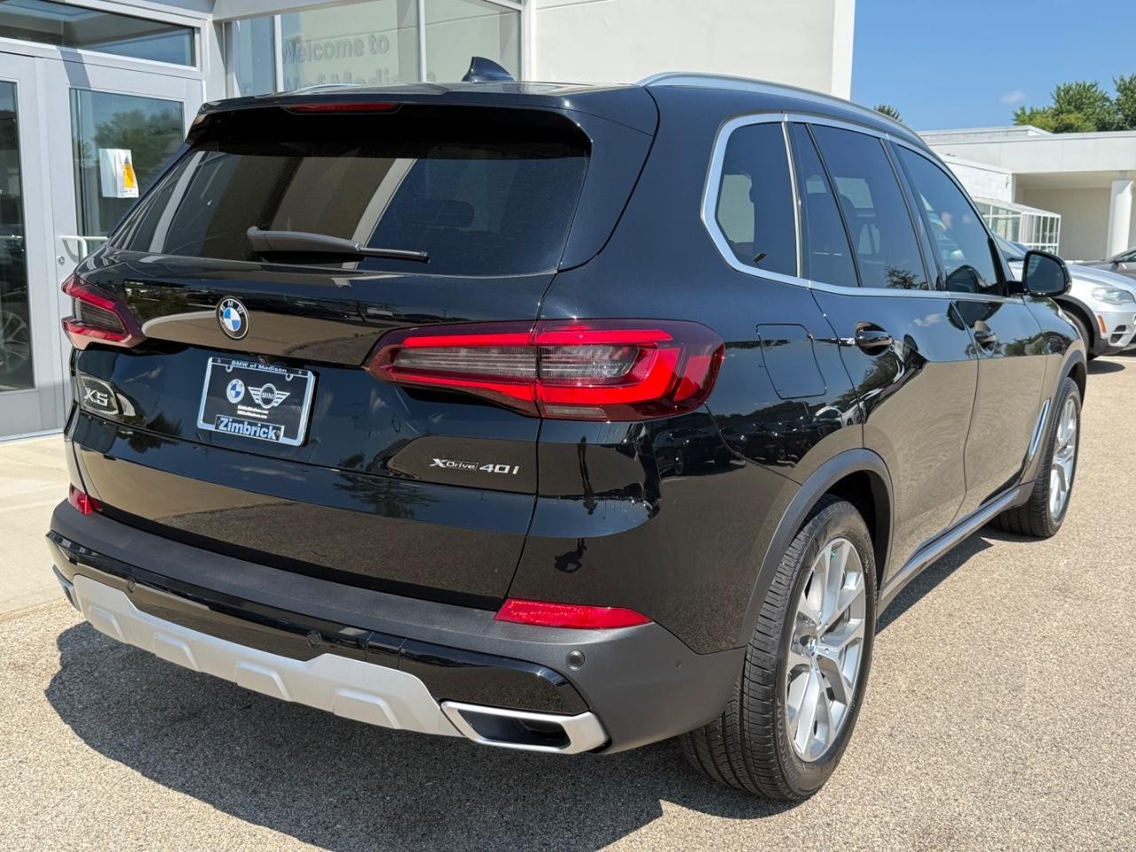 BMW X5 Vehicle Image 03