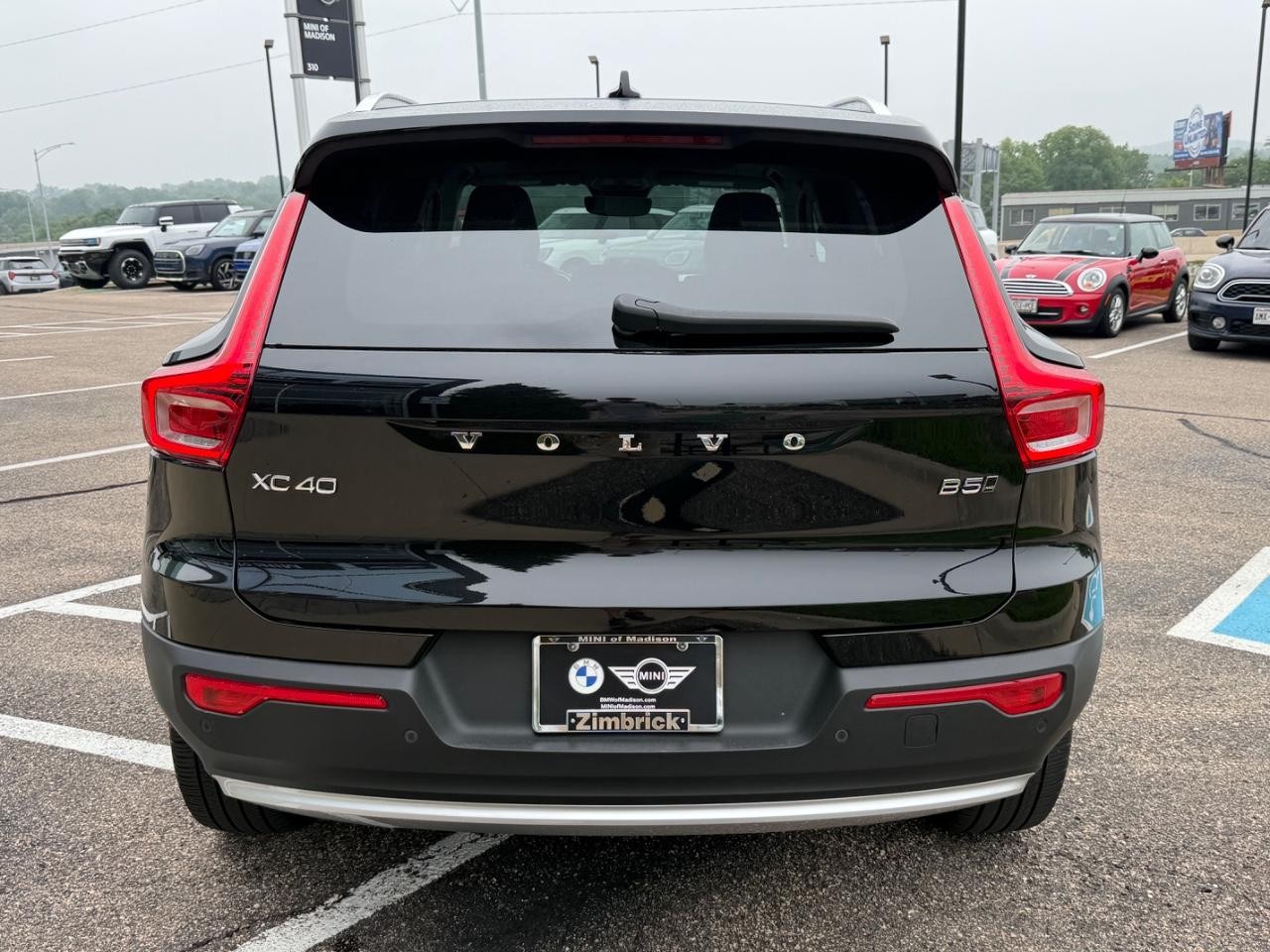 Volvo XC40 Vehicle Image 04