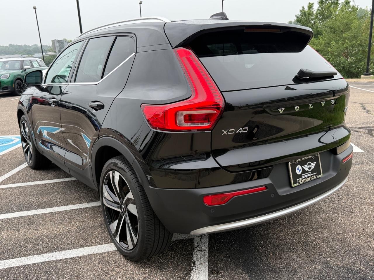 Volvo XC40 Vehicle Image 06