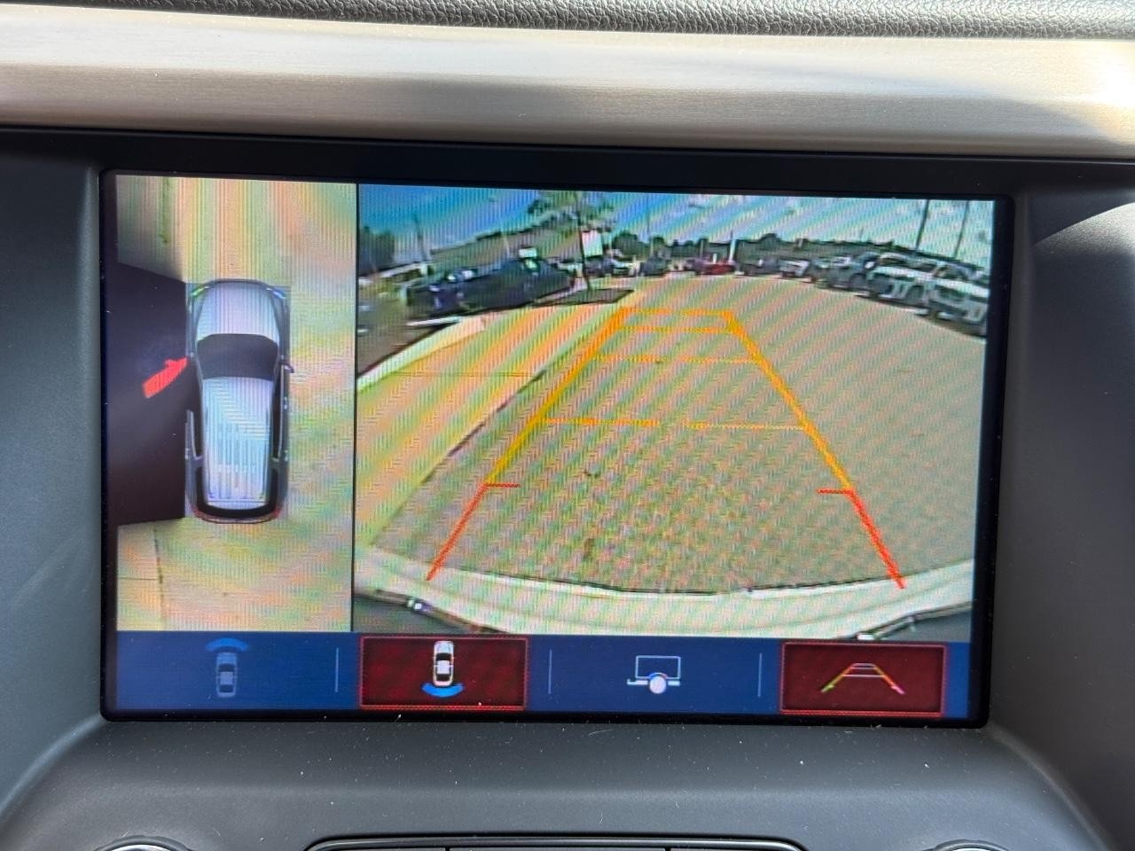 GMC Acadia Vehicle Image 21