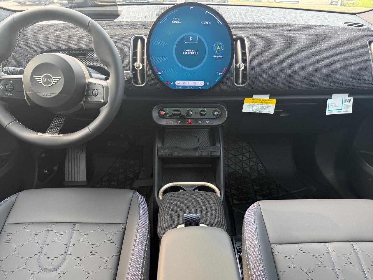 MINI Countryman Vehicle Image 06