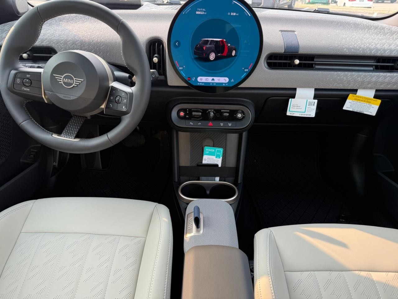MINI Hardtop 4 Door Vehicle Image 06