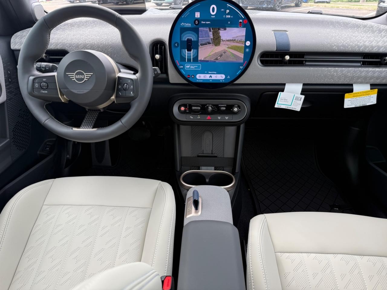 MINI Hardtop 4 Door Vehicle Image 06