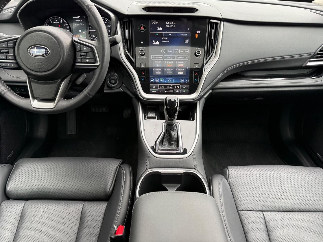Subaru Outback Vehicle Image 11