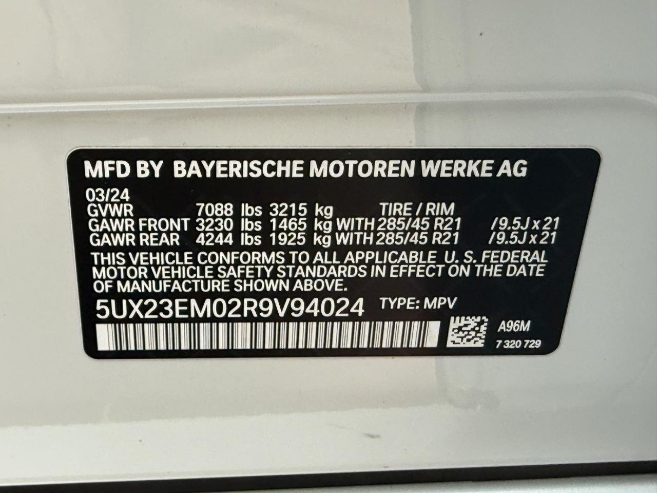 BMW X7 Vehicle Image 25