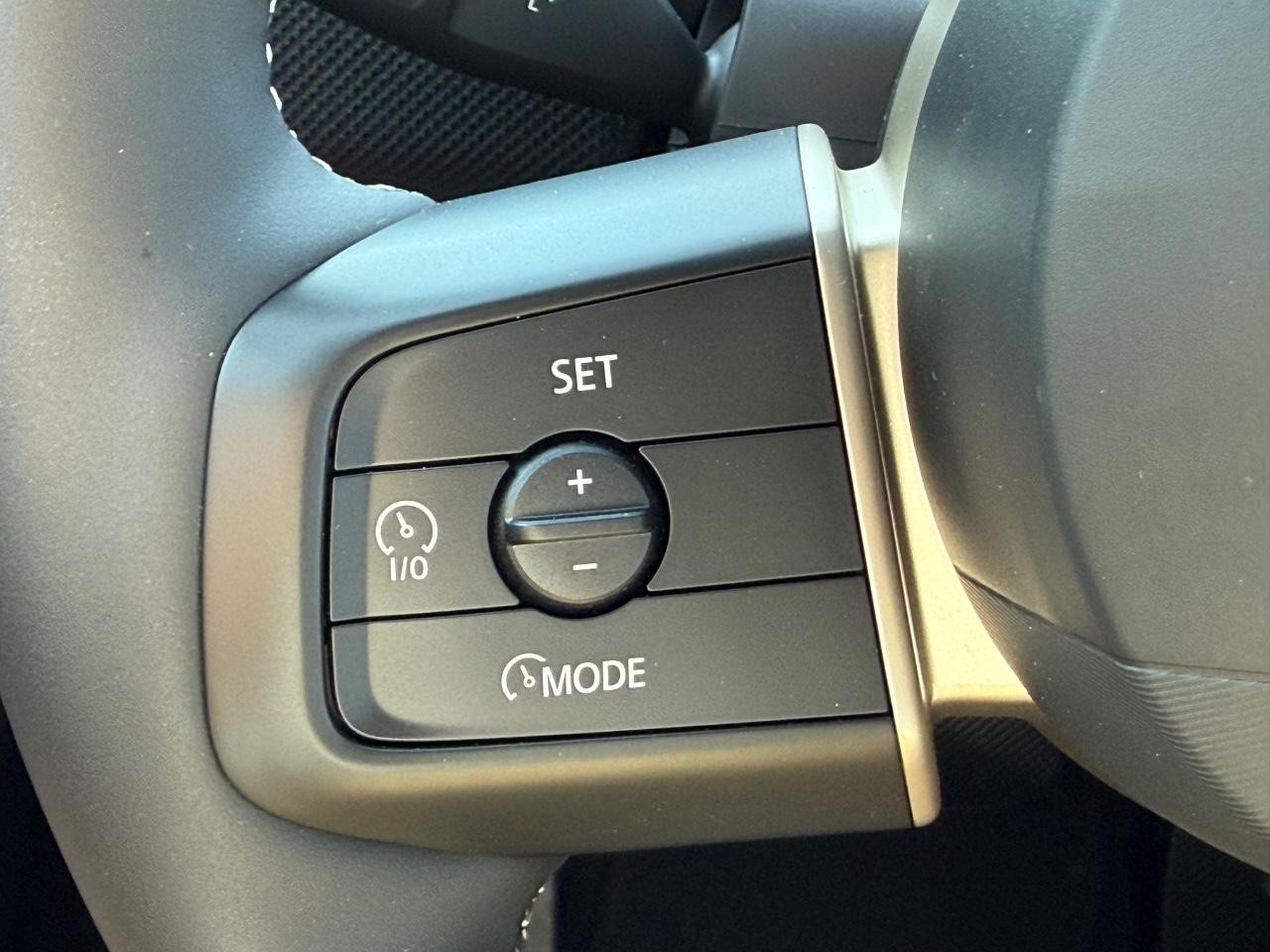 MINI Countryman Vehicle Image 11