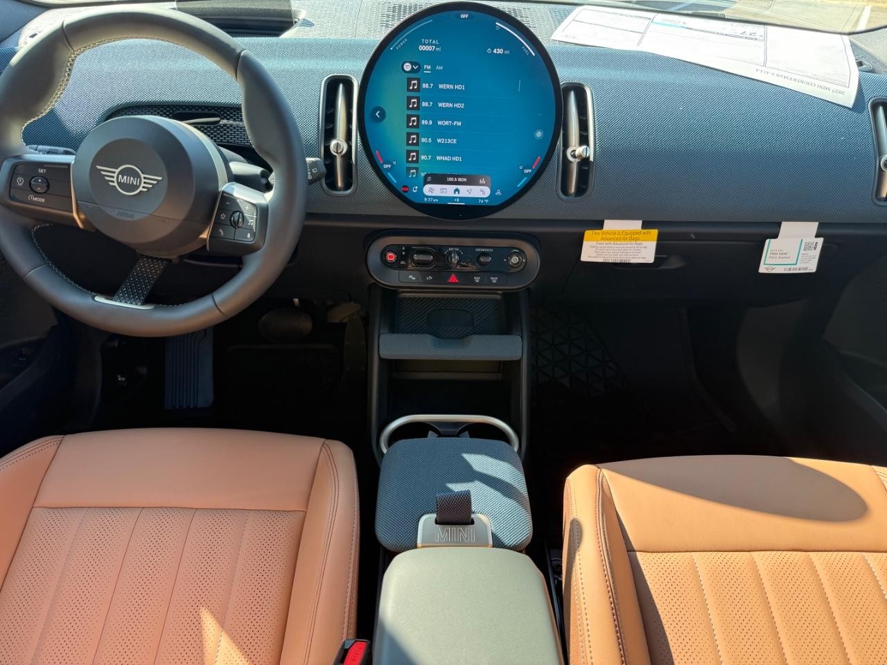 MINI Countryman Vehicle Image 06