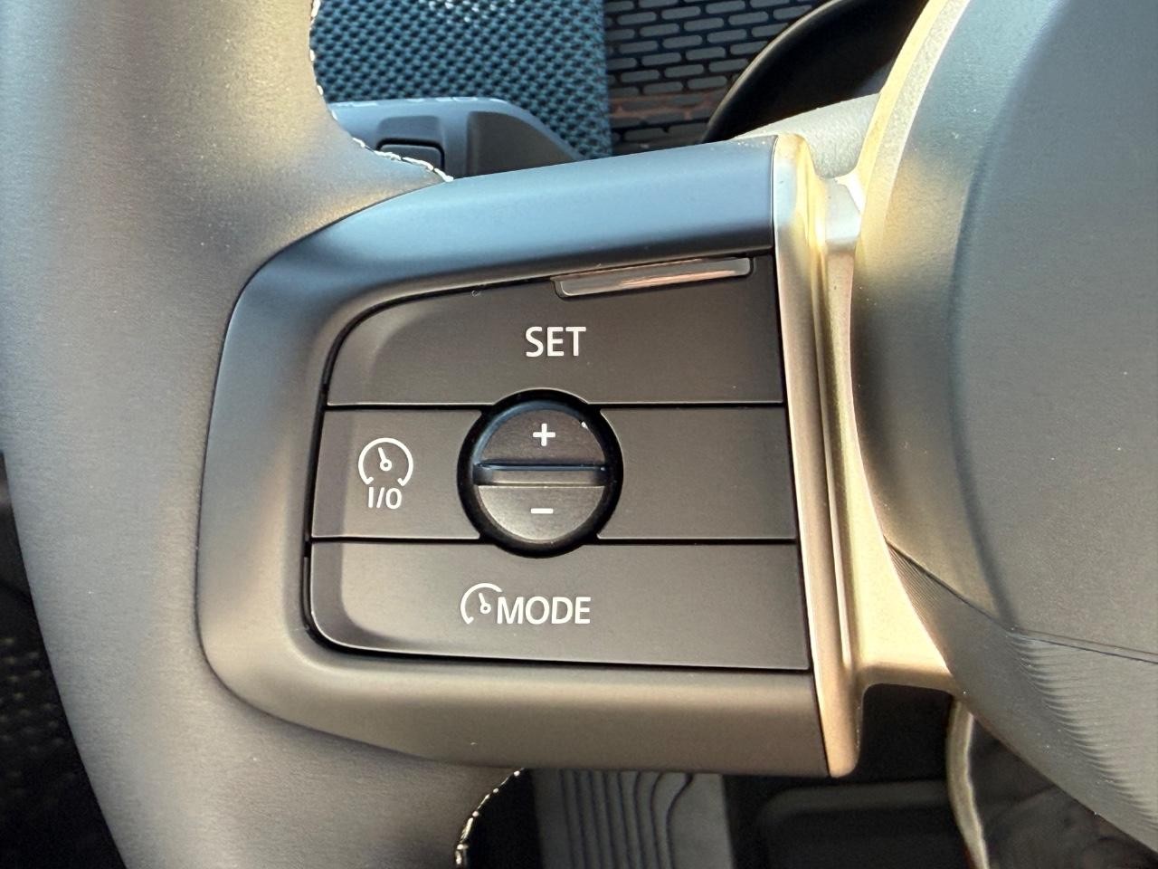 MINI Countryman Vehicle Image 10
