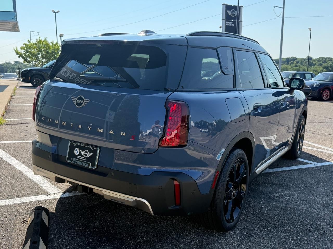 MINI Countryman Vehicle Image 03