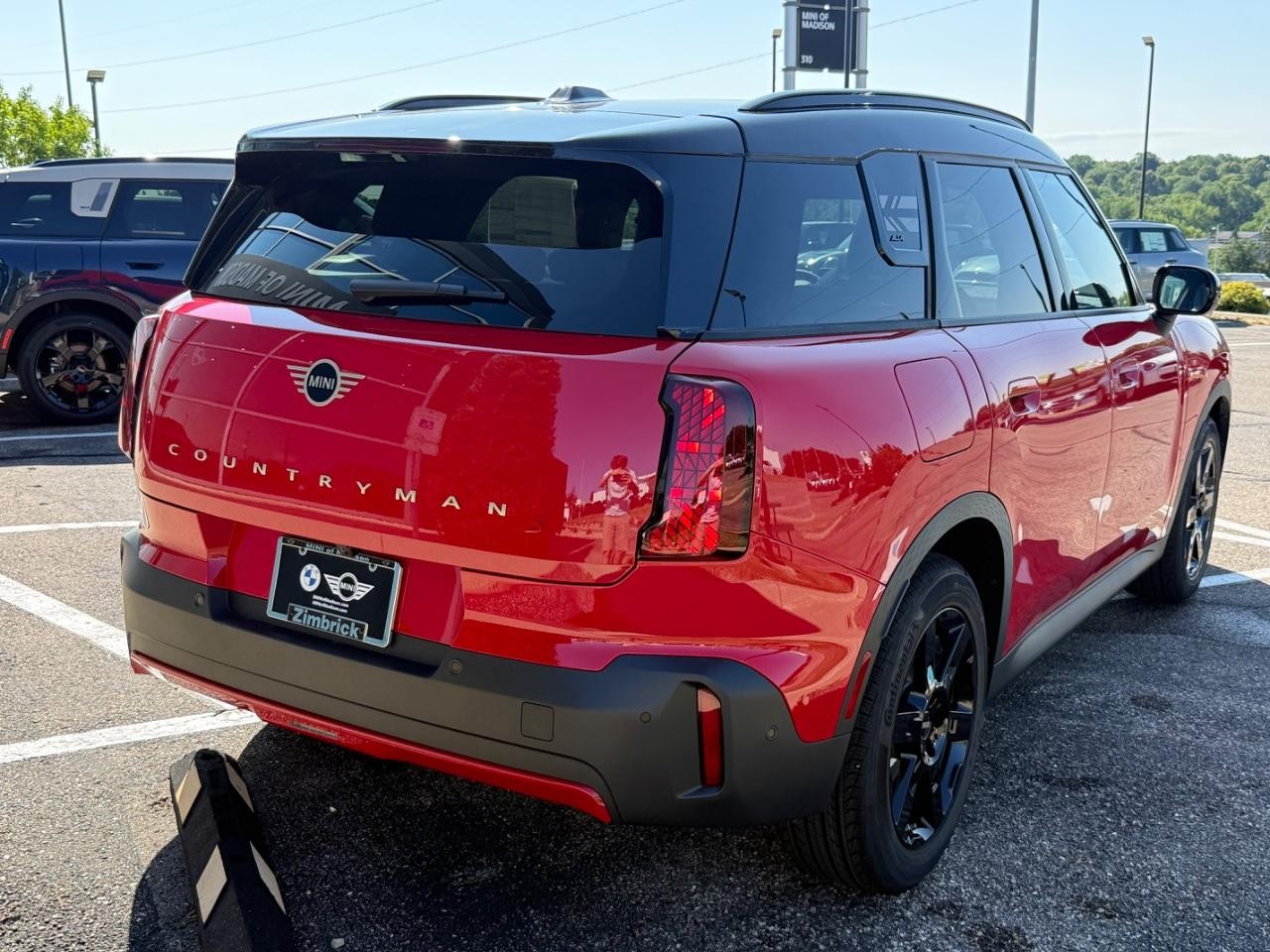 MINI Countryman Vehicle Image 03