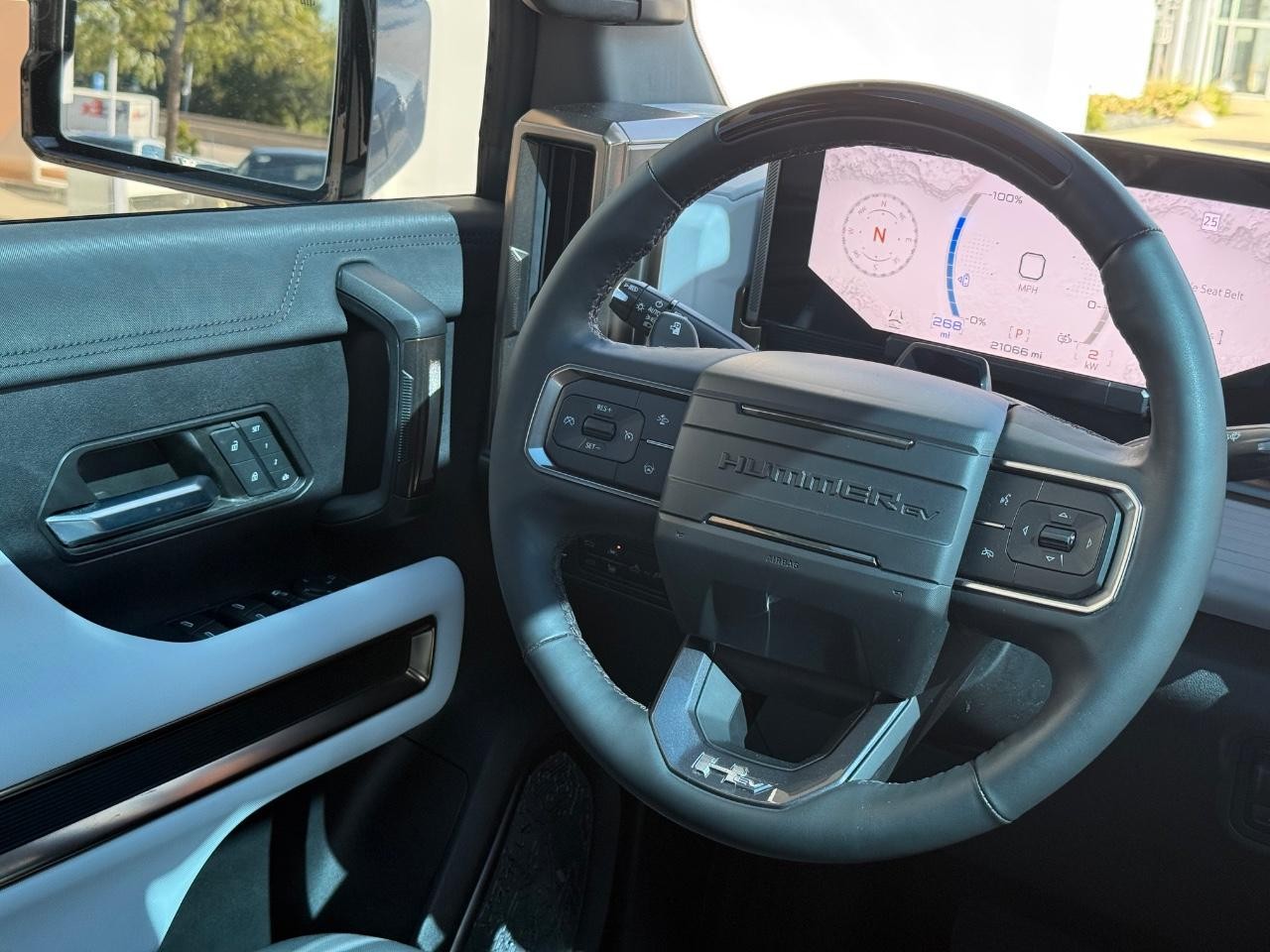 GMC HUMMER EV Pickup Vehicle Image 14
