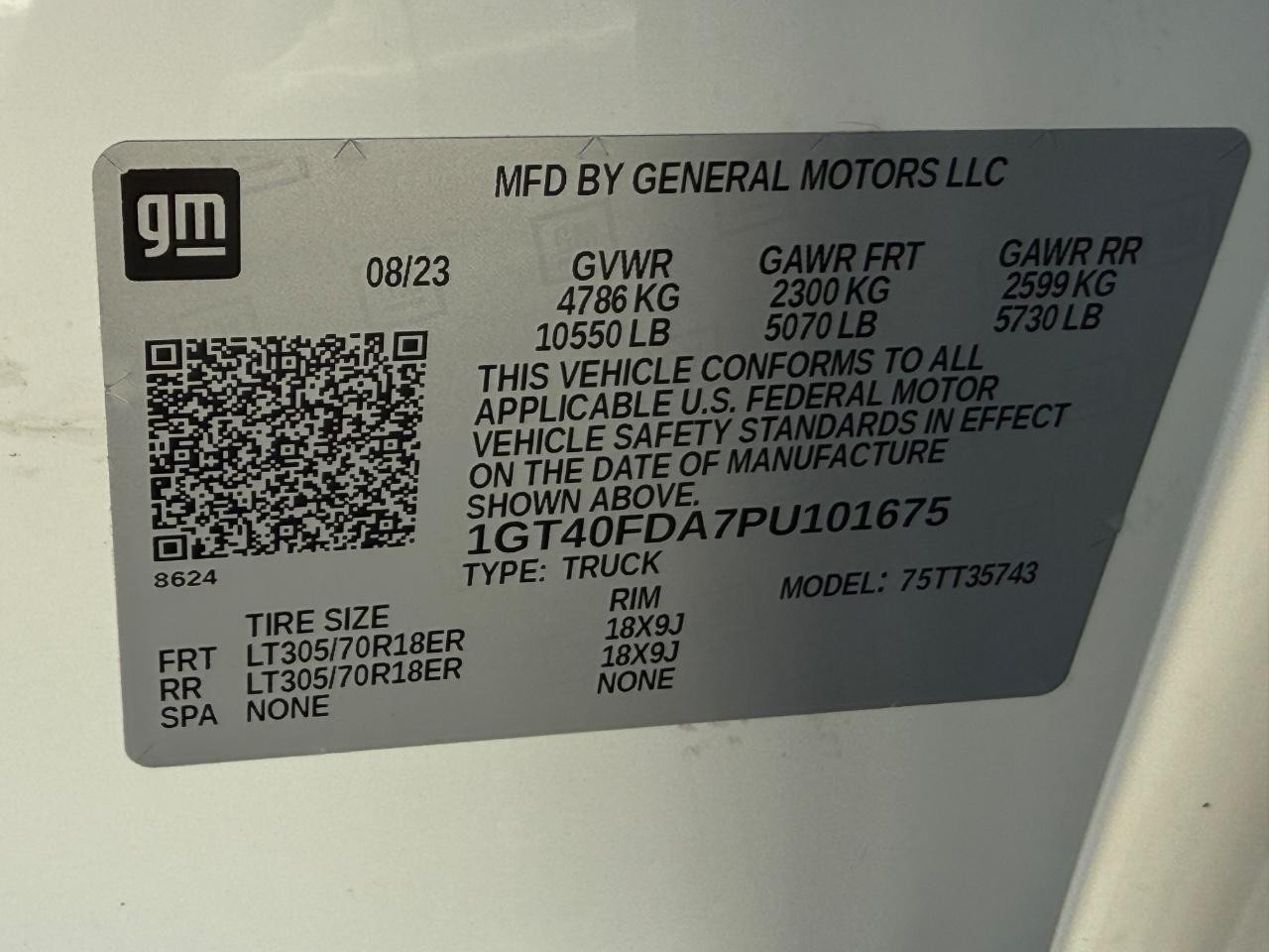 GMC HUMMER EV Pickup Vehicle Image 24
