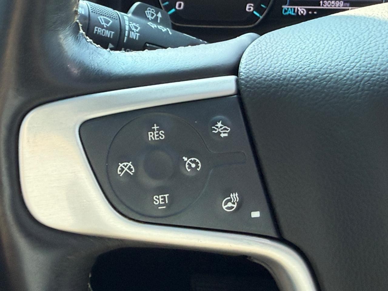 GMC Yukon Vehicle Image 17