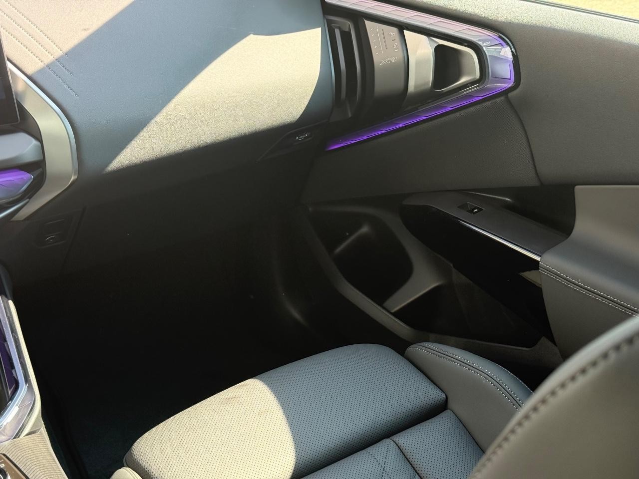 BMW X3 Vehicle Image 10