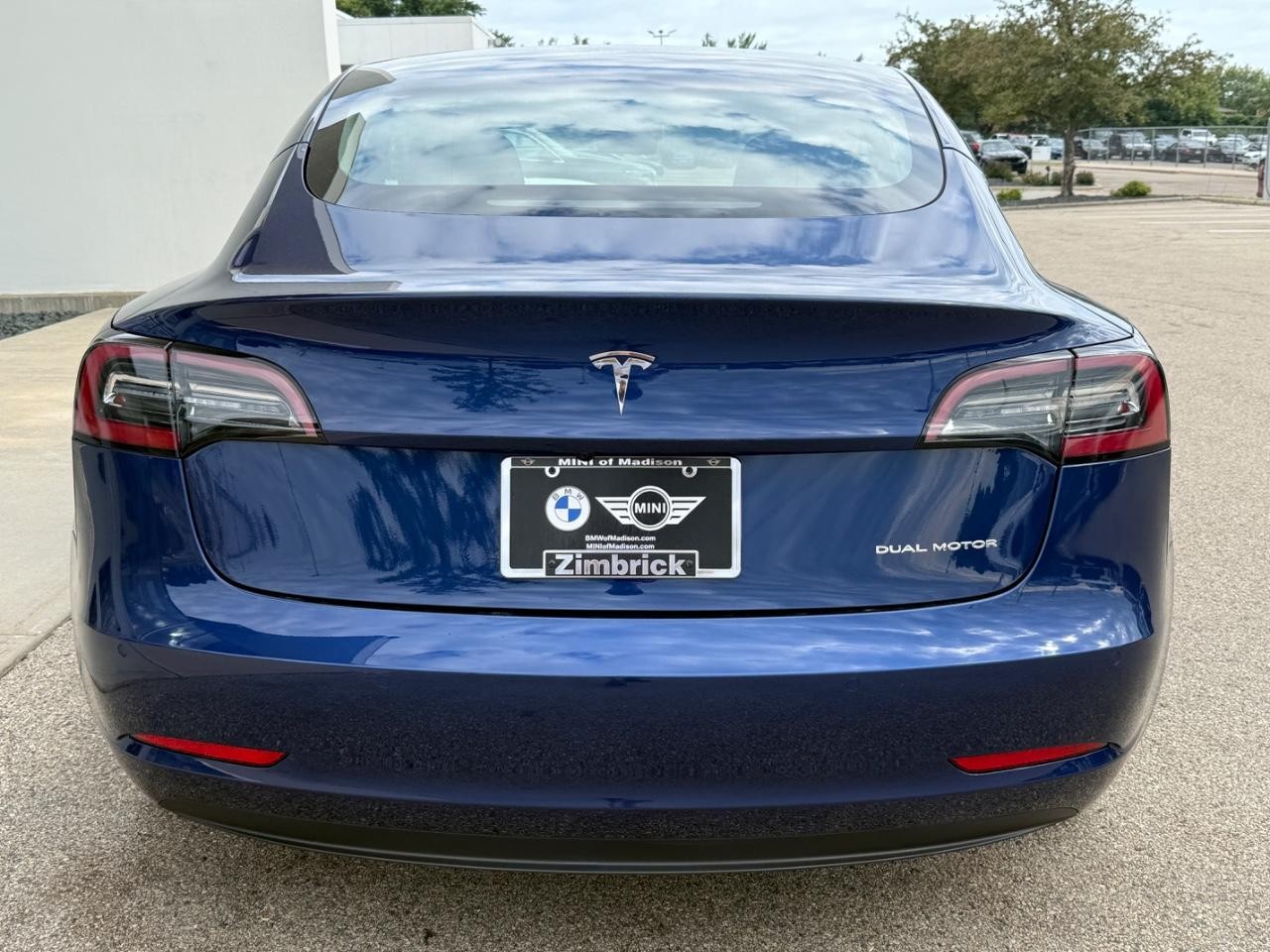 Tesla Model 3 Vehicle Image 04