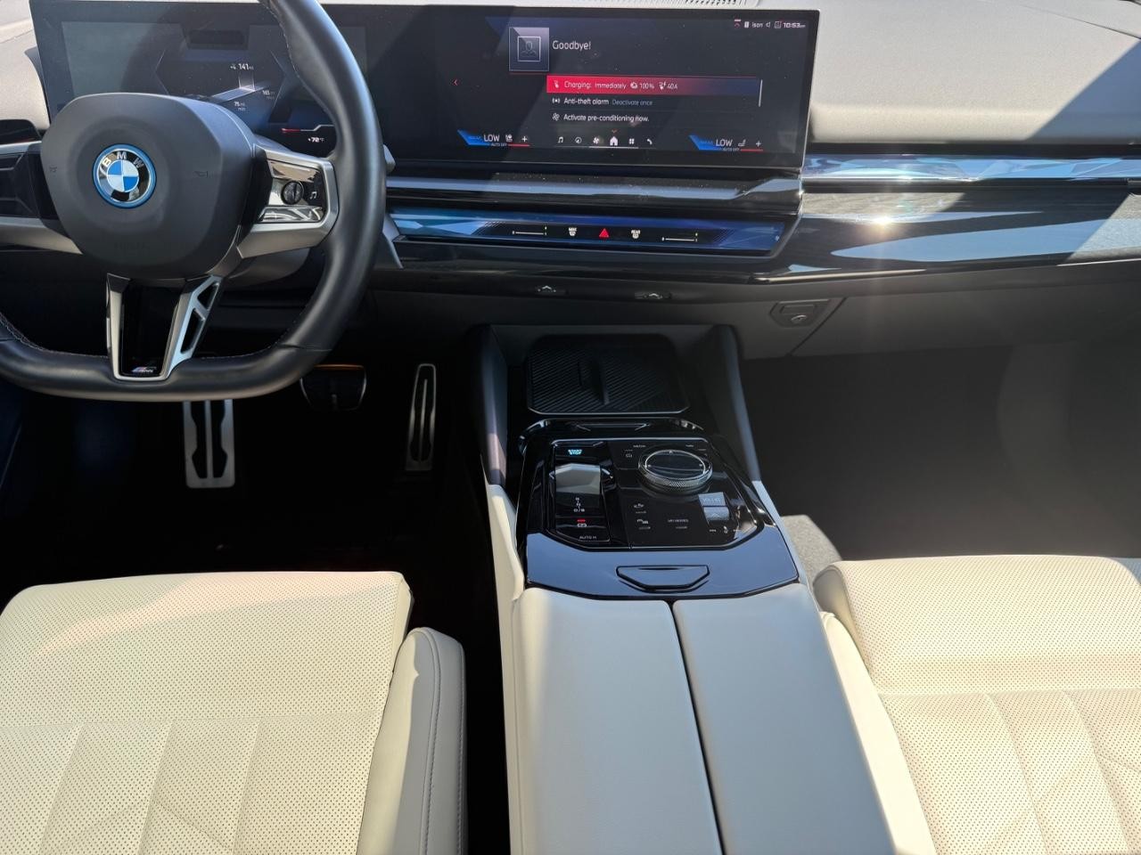 BMW i5 Vehicle Image 11