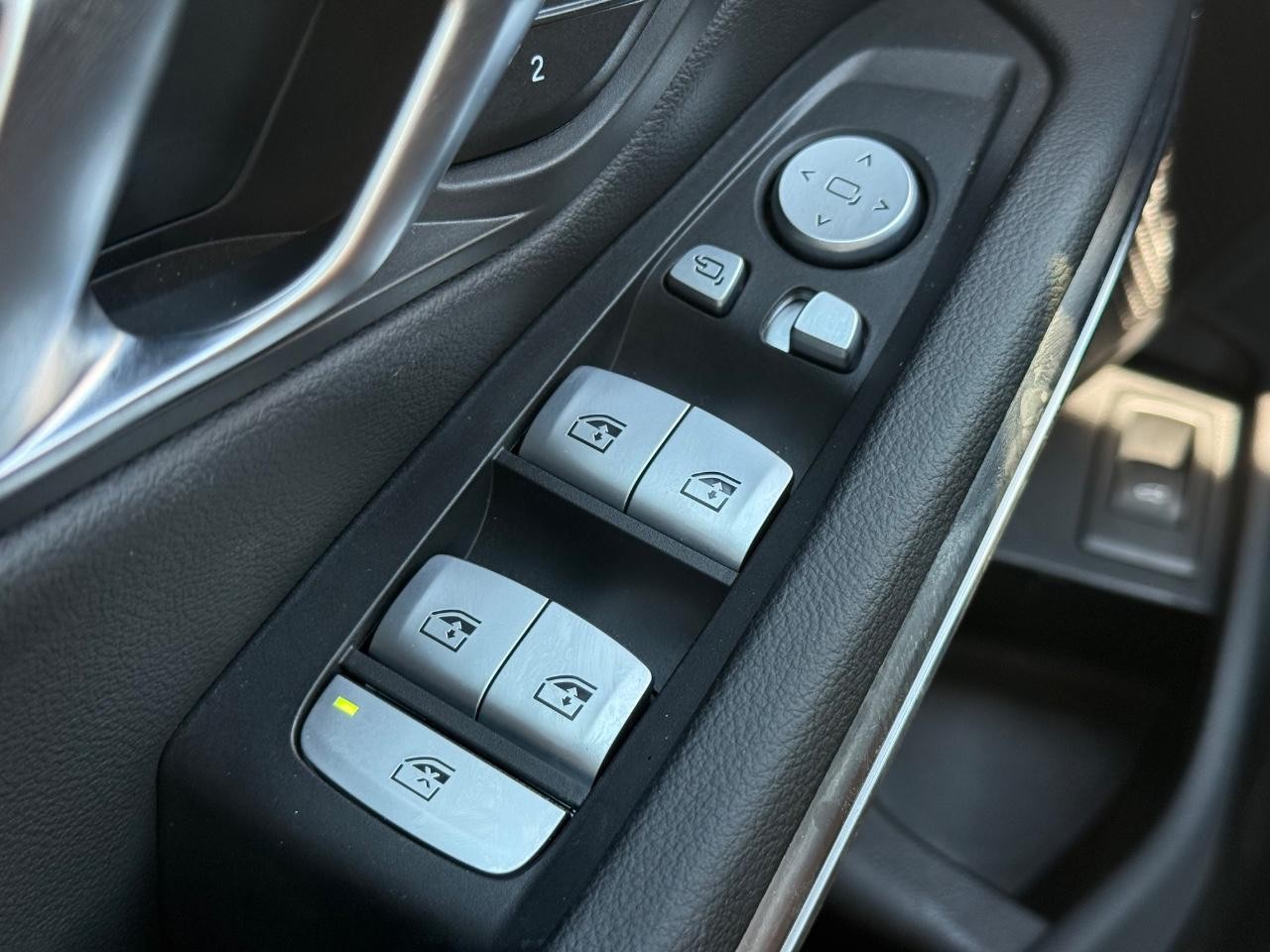 BMW 3 Series Vehicle Image 21