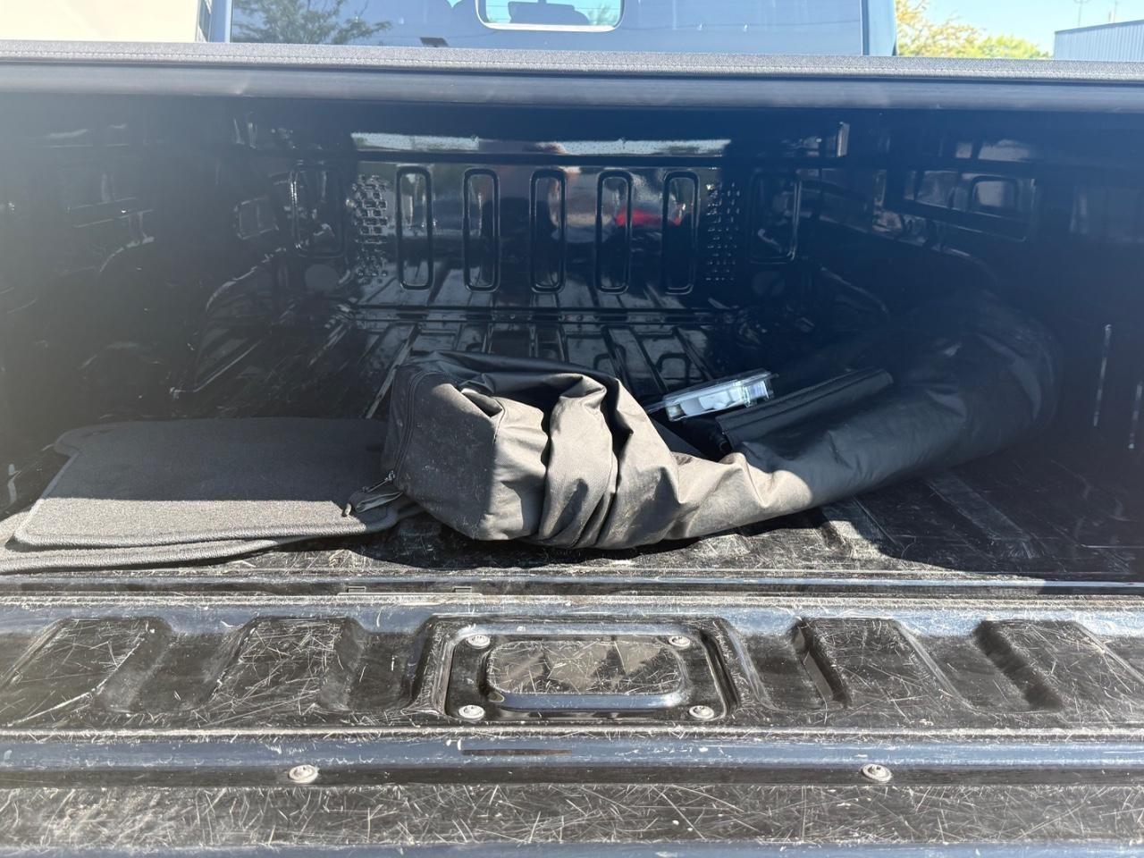 Jeep Gladiator Vehicle Image 05
