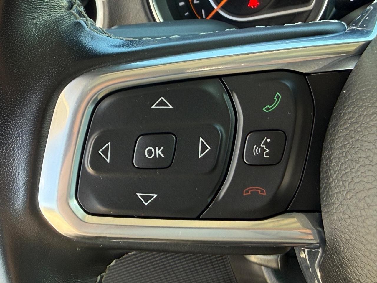 Jeep Gladiator Vehicle Image 16