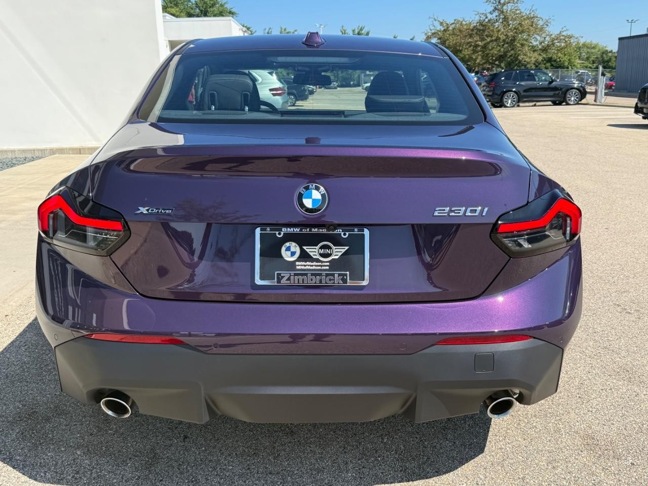 BMW 2 Series Vehicle Image 04