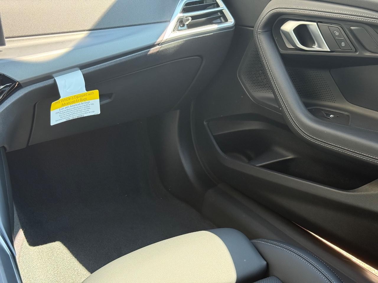 BMW 2 Series Vehicle Image 15