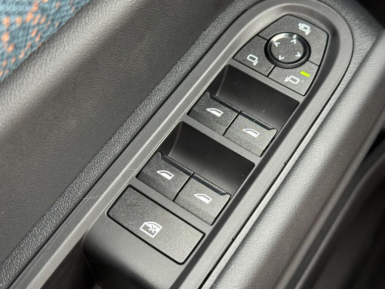 MINI Countryman Vehicle Image 19