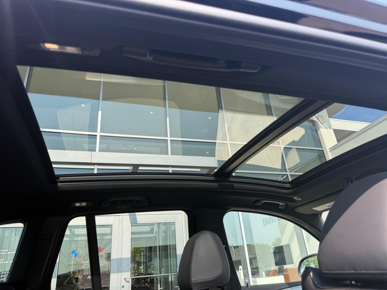 BMW X3 Vehicle Image 11