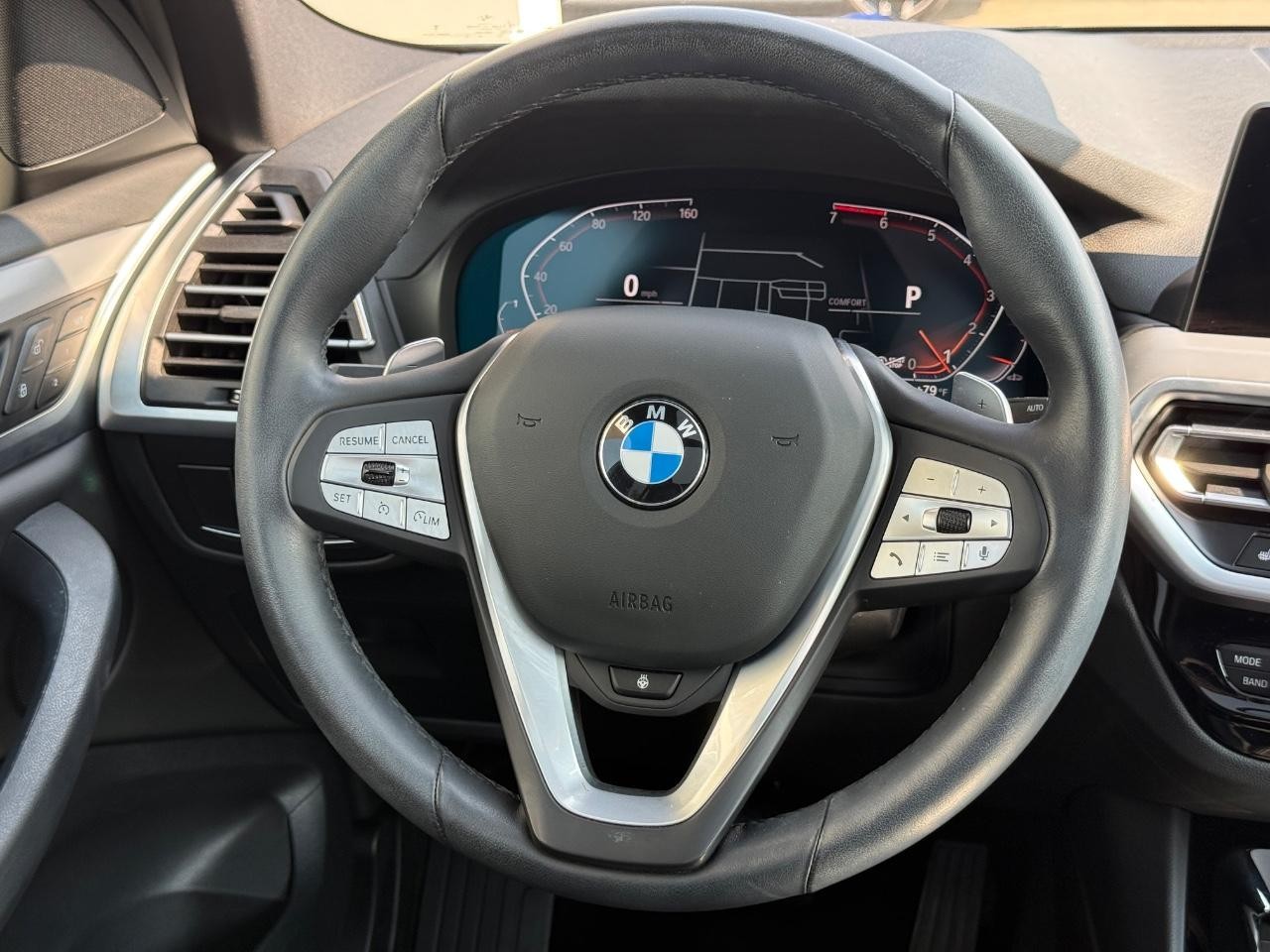 BMW X3 Vehicle Image 14