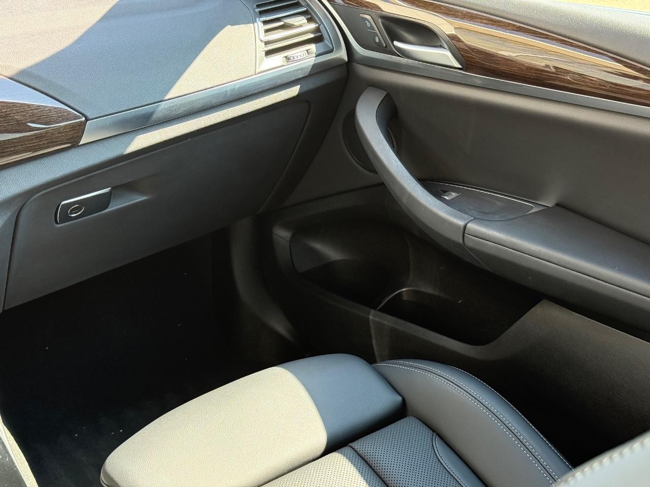 BMW X3 Vehicle Image 15