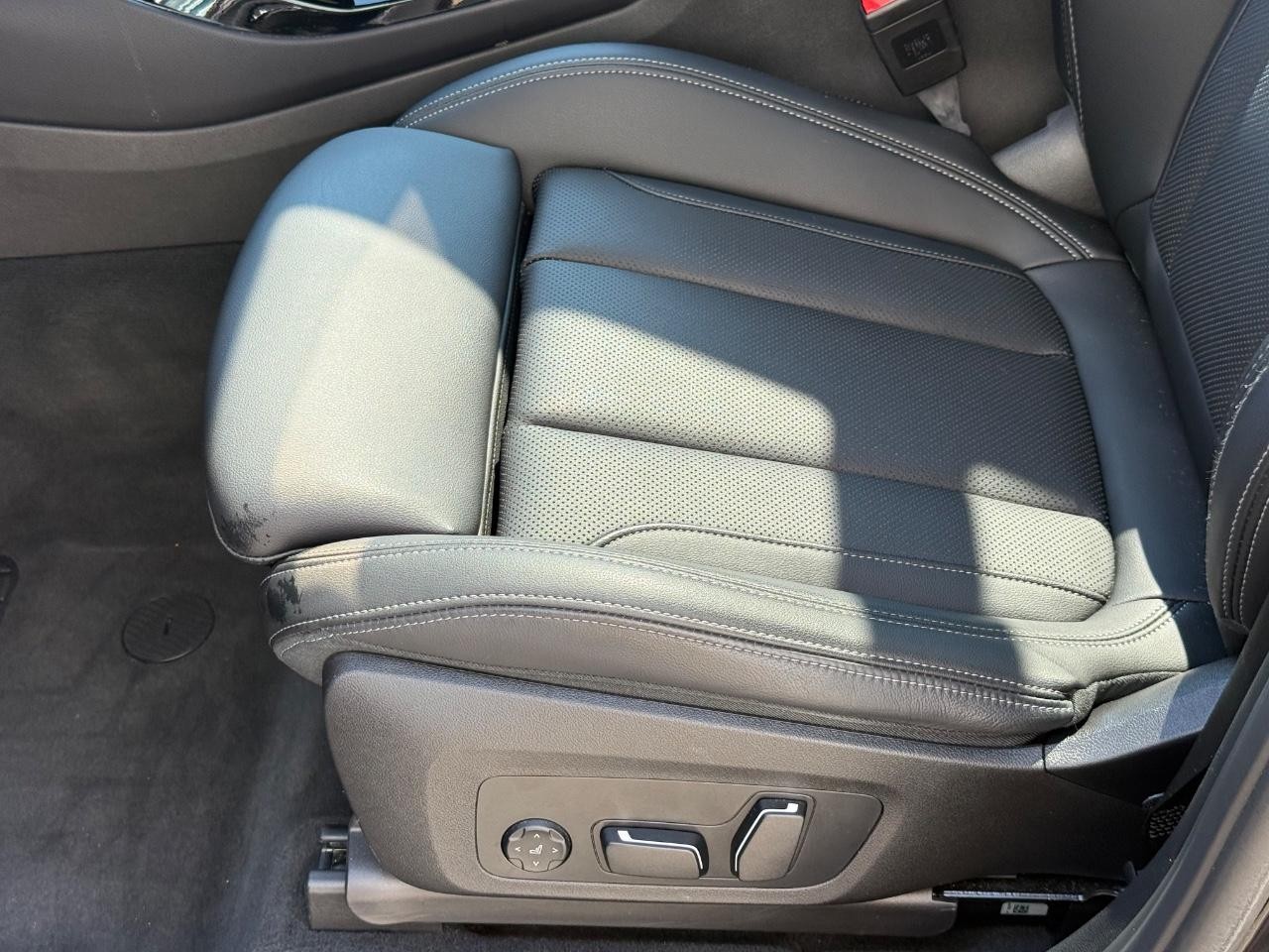 BMW X3 Vehicle Image 23