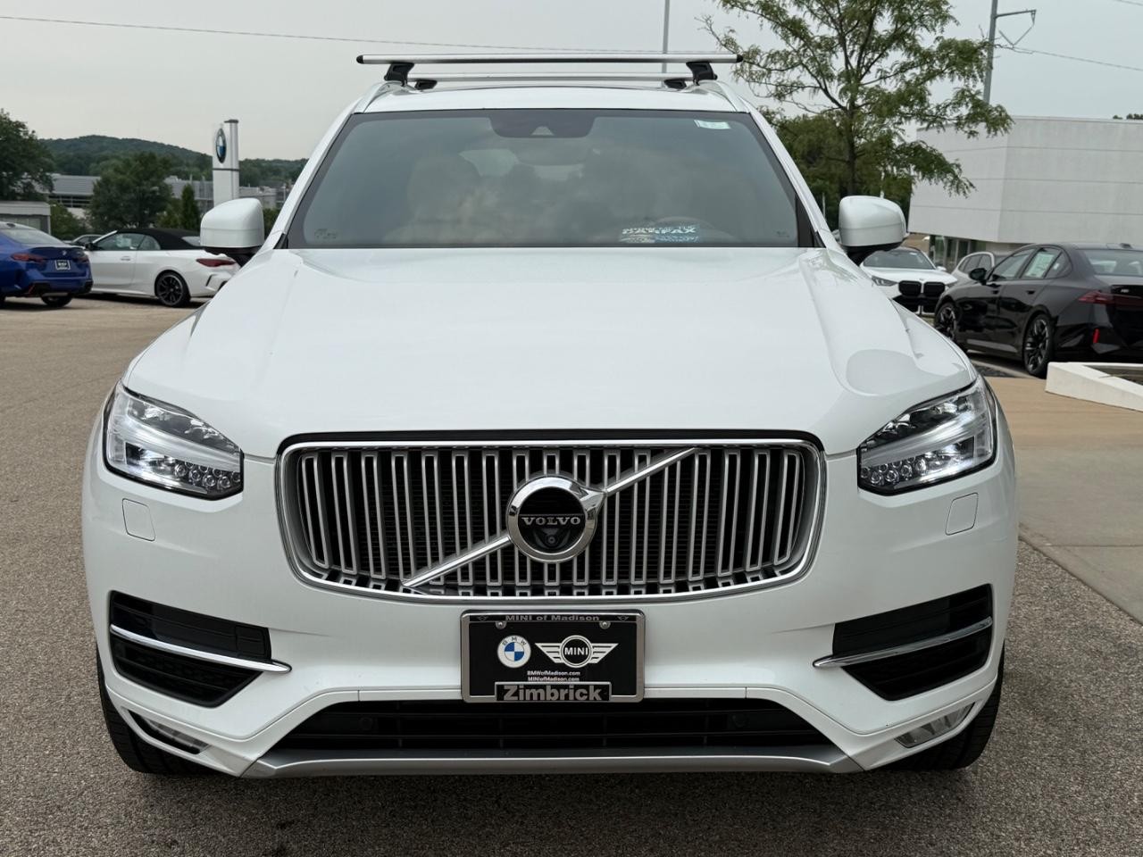 Volvo XC90 Vehicle Image 09