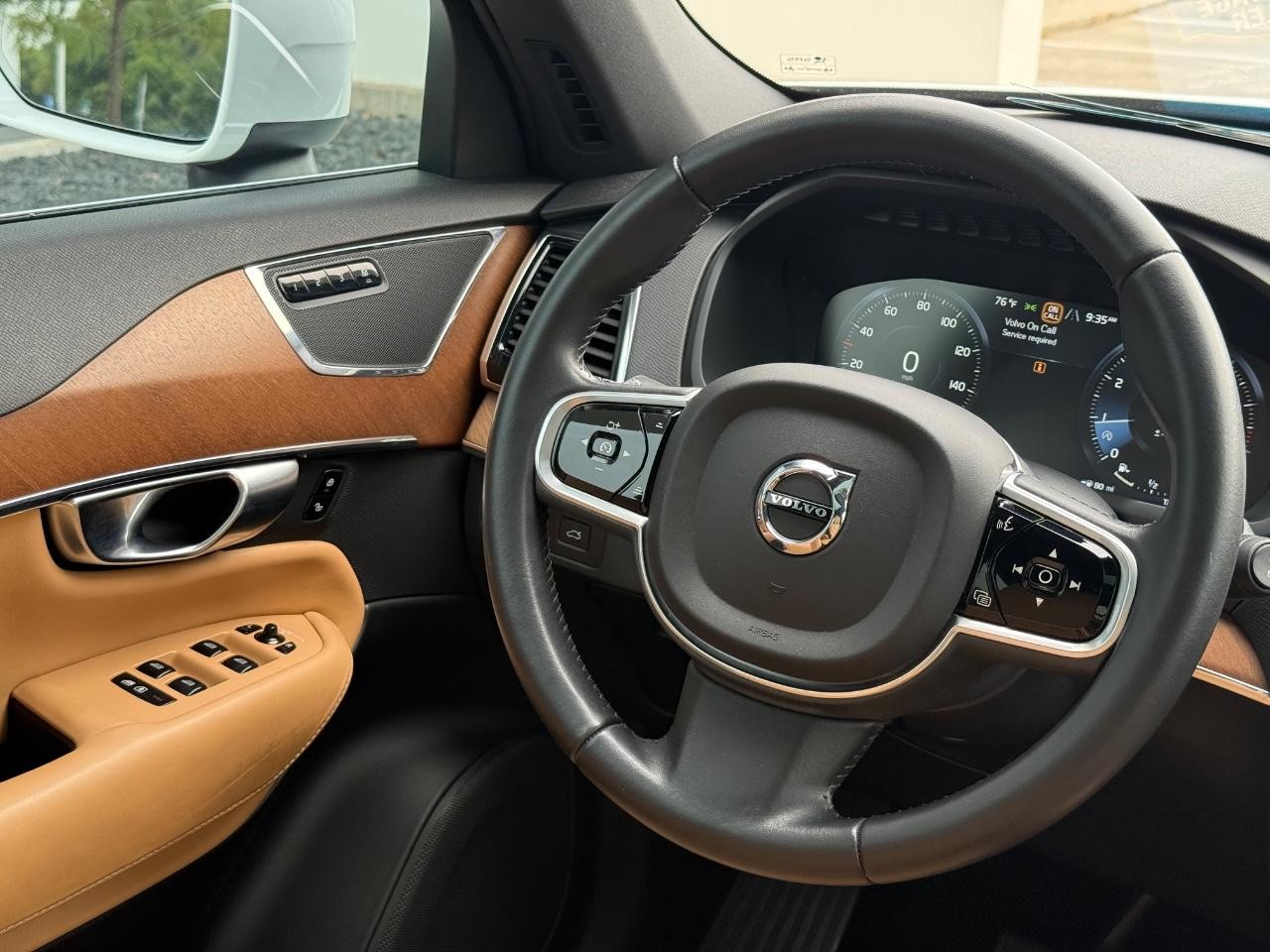 Volvo XC90 Vehicle Image 14