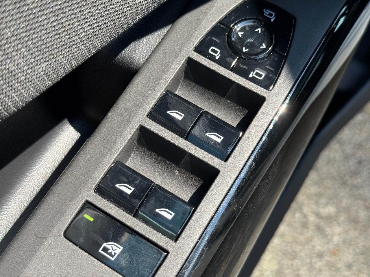 BMW X3 Vehicle Image 16