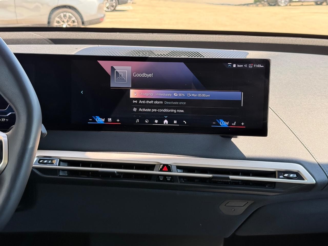 BMW iX Vehicle Image 13