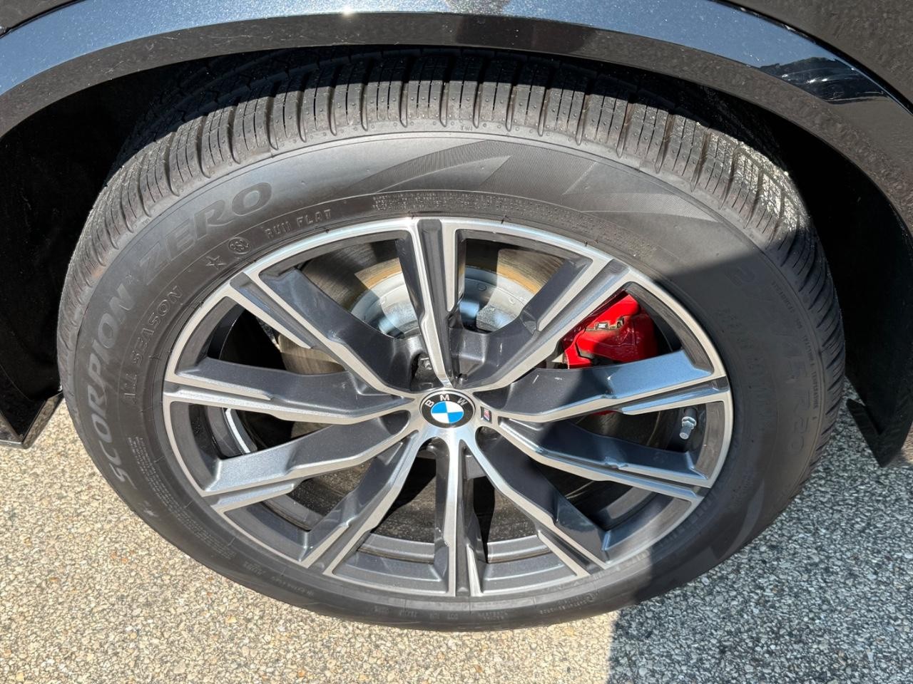 BMW X5 Vehicle Image 03