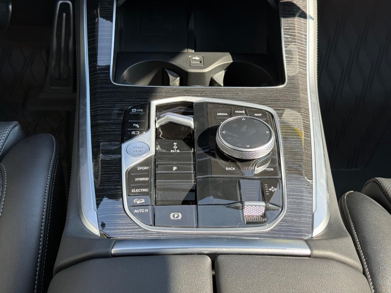 BMW X5 Vehicle Image 07