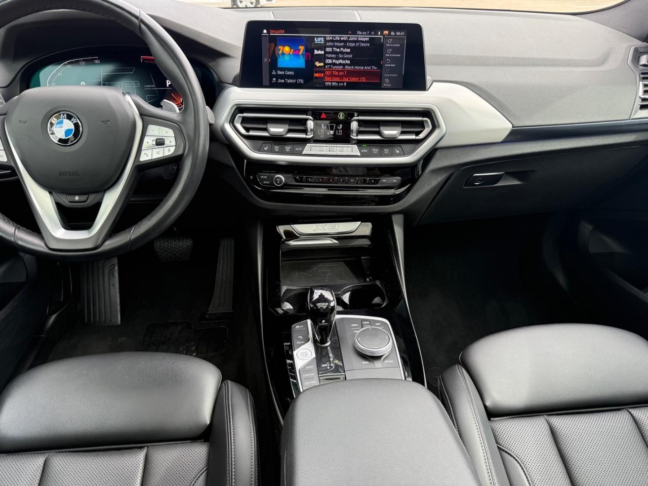 BMW X3 Vehicle Image 11