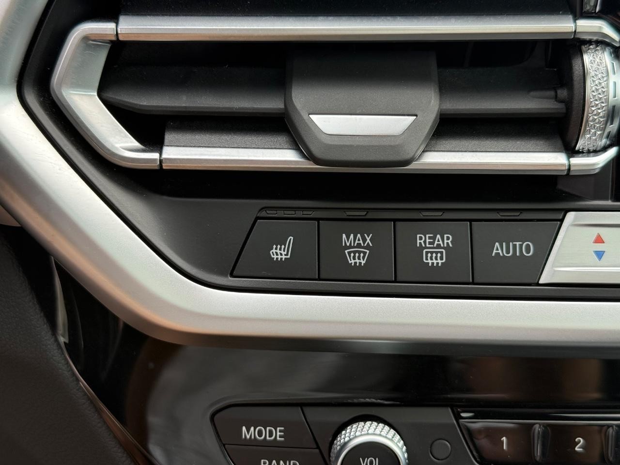 BMW X3 Vehicle Image 22