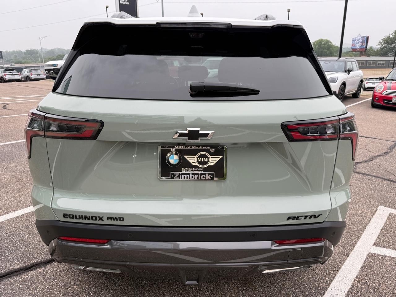 Chevrolet Equinox Vehicle Image 04