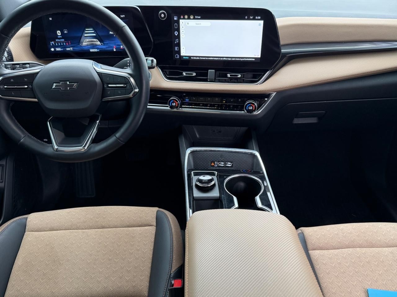 Chevrolet Equinox Vehicle Image 11
