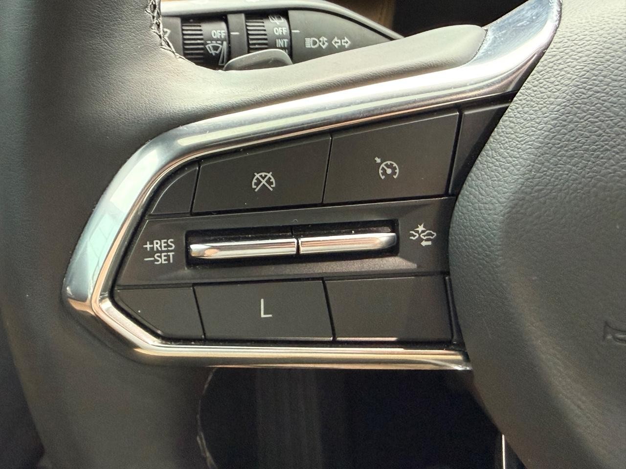 Chevrolet Equinox Vehicle Image 15