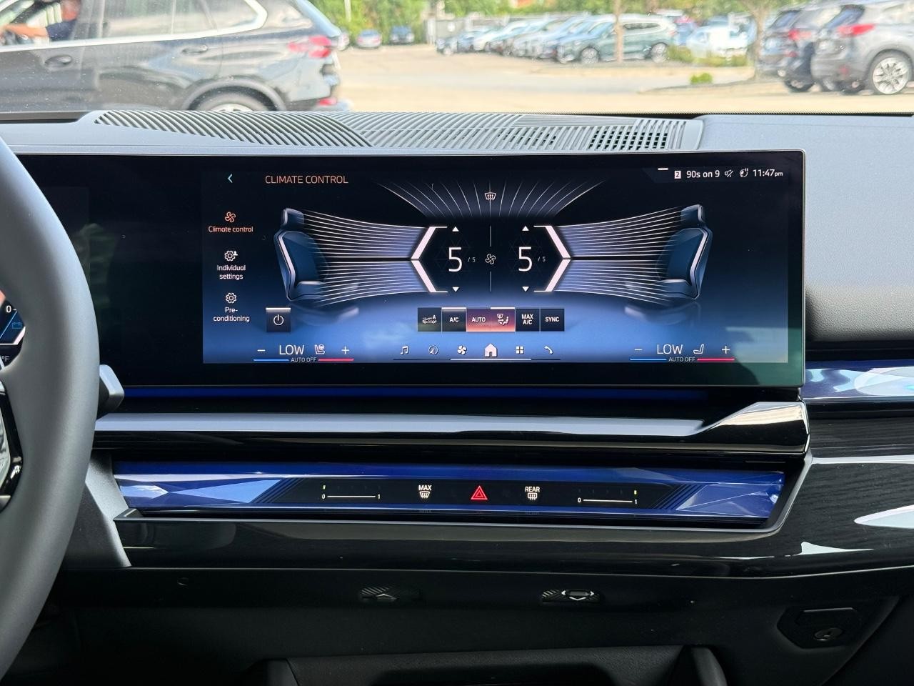 BMW 5 Series Vehicle Image 11
