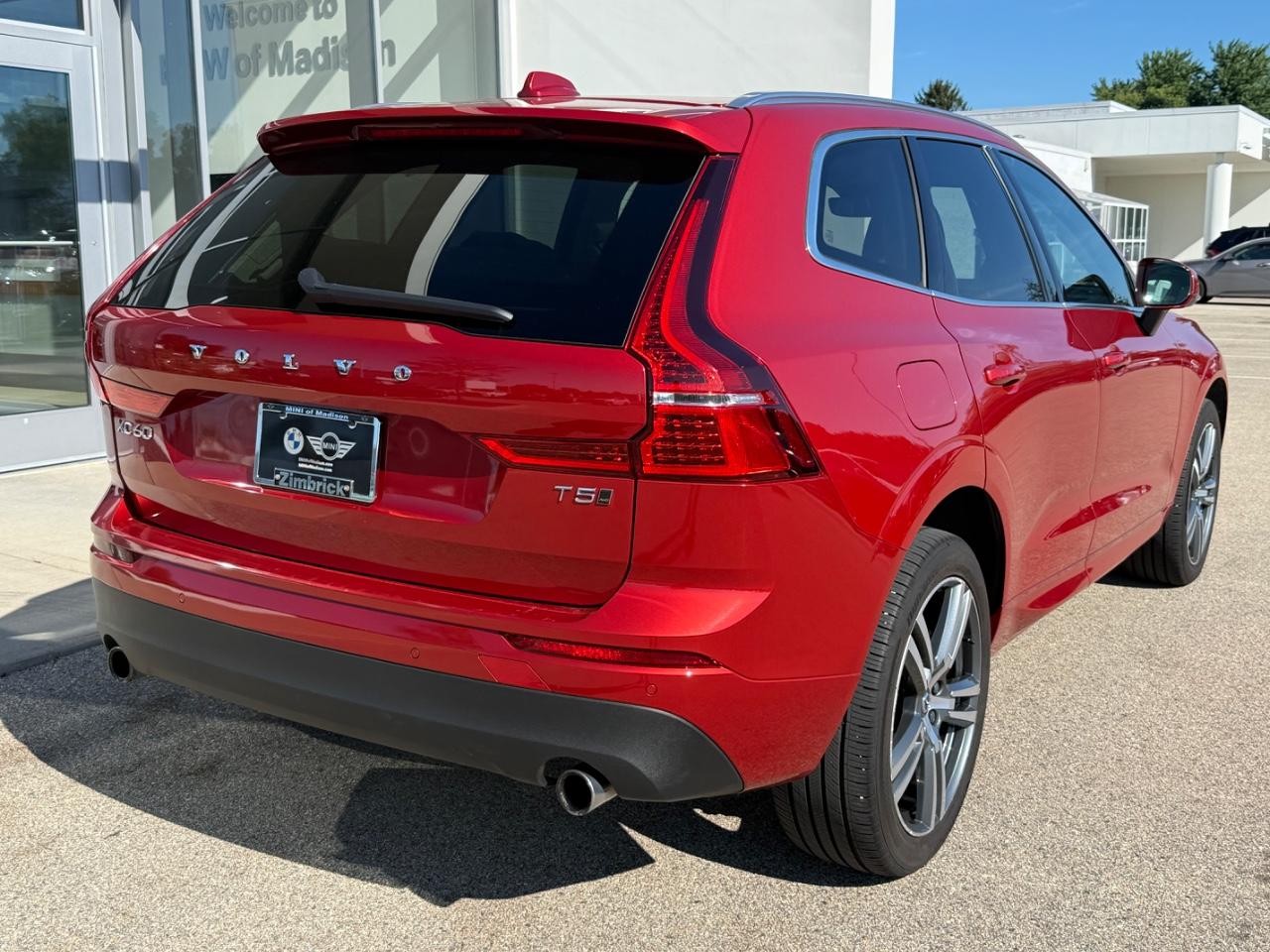 Volvo XC60 Vehicle Image 03