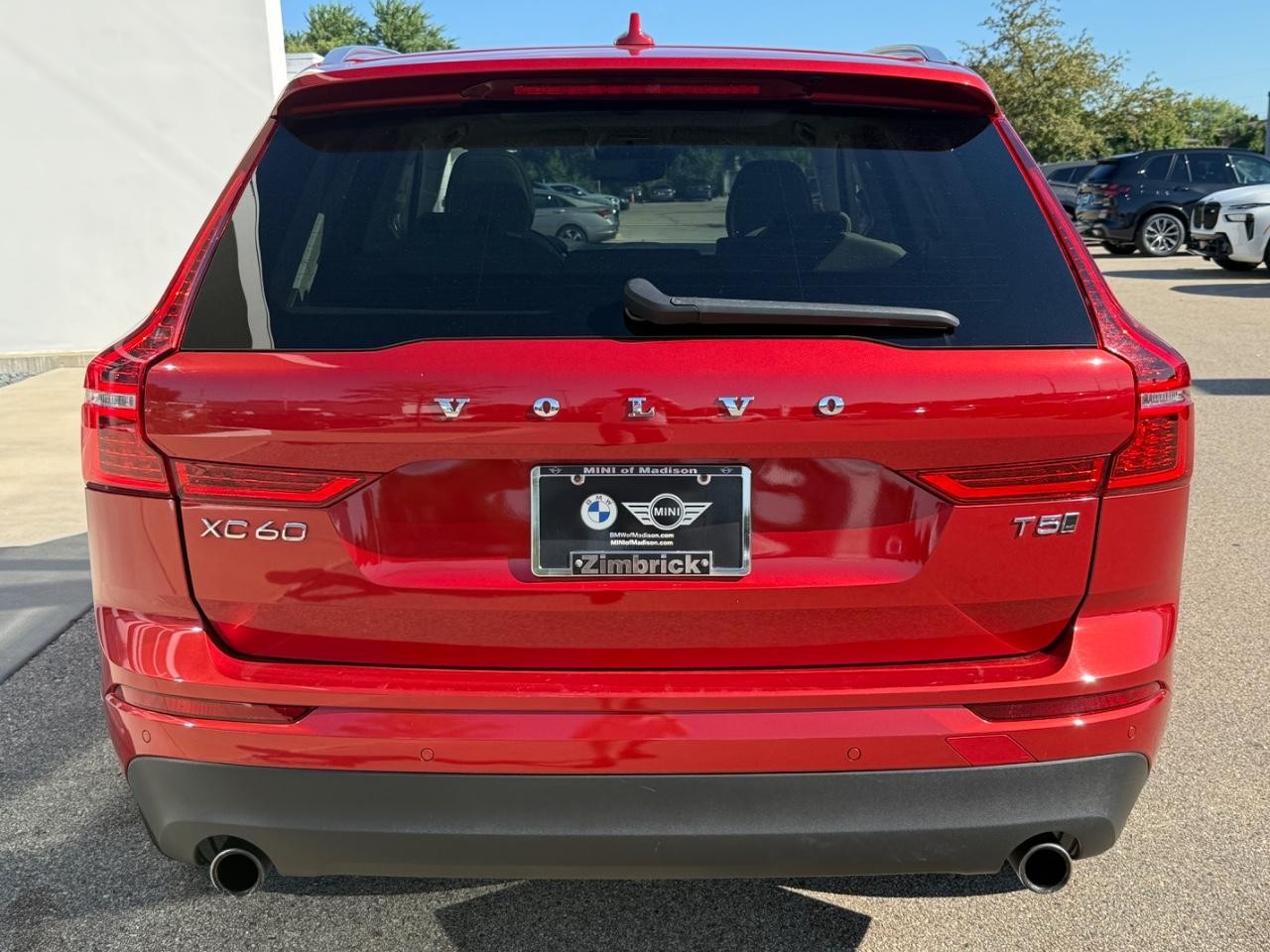 Volvo XC60 Vehicle Image 04