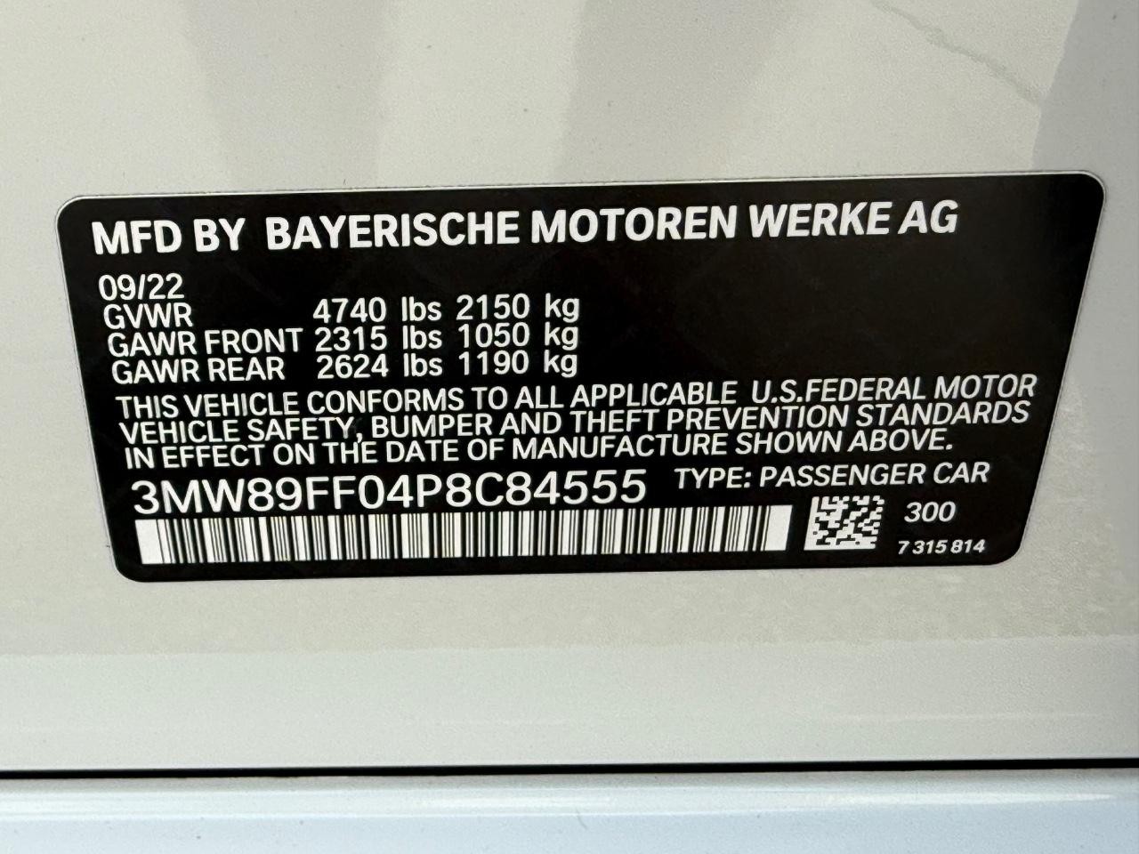 BMW 3 Series Vehicle Image 24